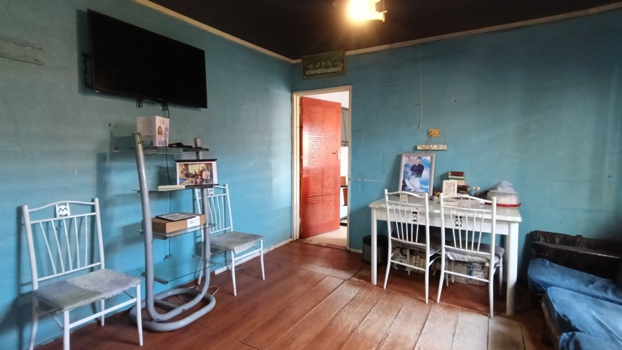 1 Bedroom Property for Sale in Valhalla Park Western Cape